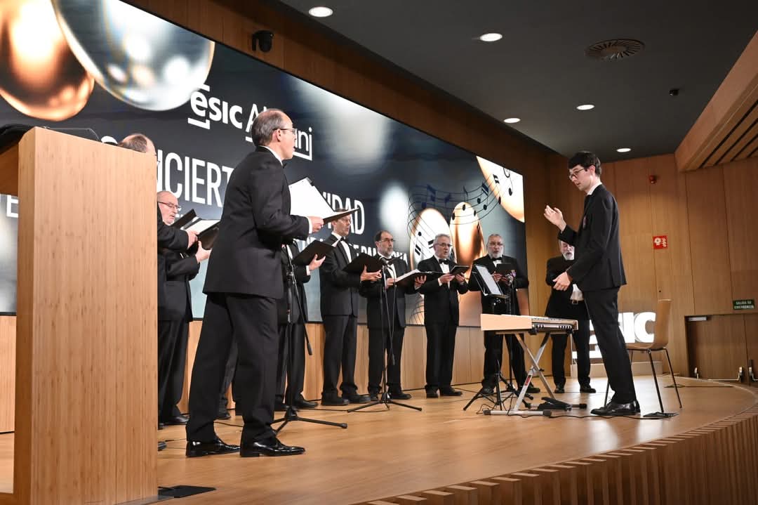 Coro Voces Graves de Pamplona esic Madrid